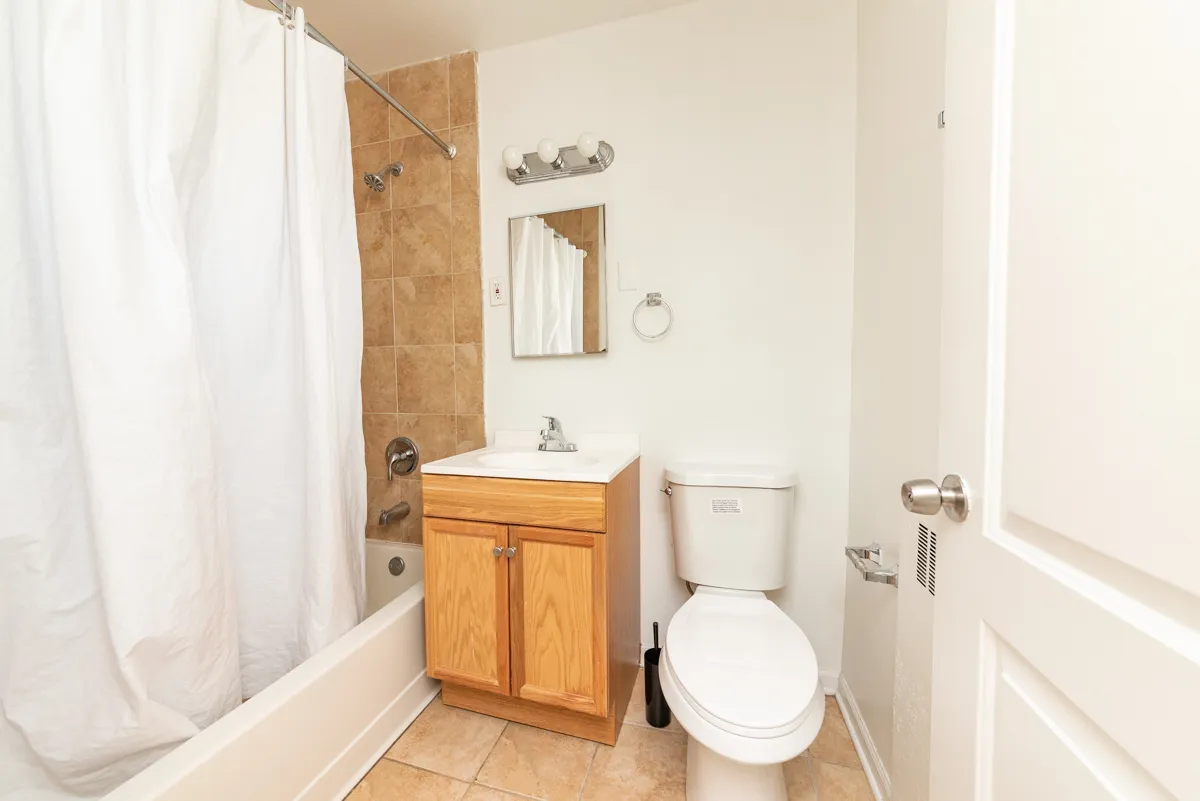 233 Custer Ave, , 60202, USA 60202-unit#2-Evanston-IL