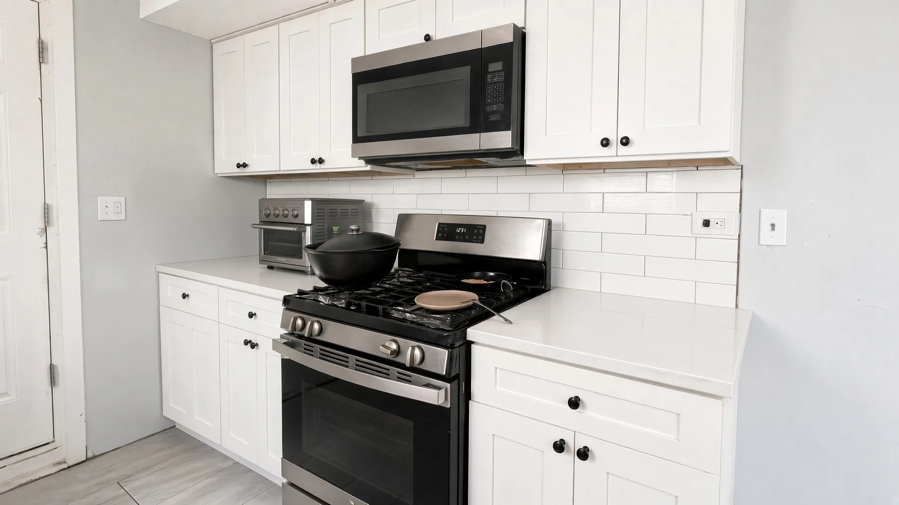 3338 W Bryn Mawr Ave, ,  60659, USA 60659-unit#2R-Chicago-IL