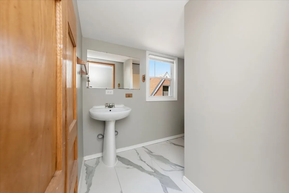 7117 W Armitage Ave, ,  60707, USA 60707-Chicago-IL