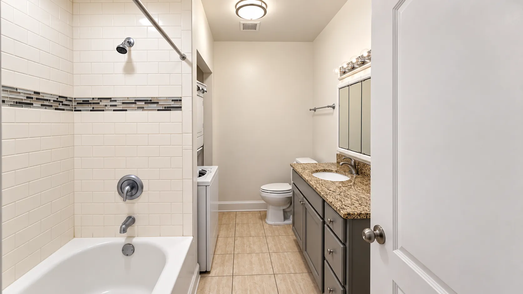 1214 W Belmont Ave, , 60657, USA 60657-unit#2S-Chicago-IL