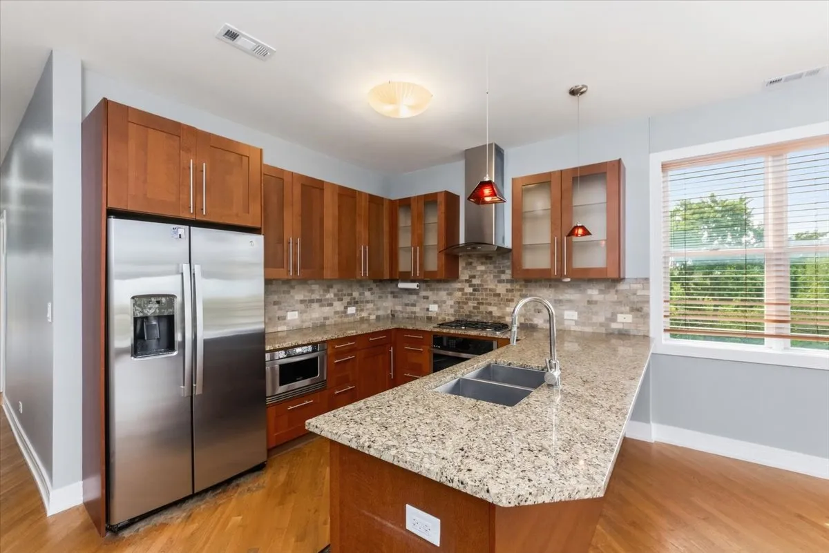 6531 S Woodlawn Ave, , 60637, USA 60637-unit#4S-Chicago-IL