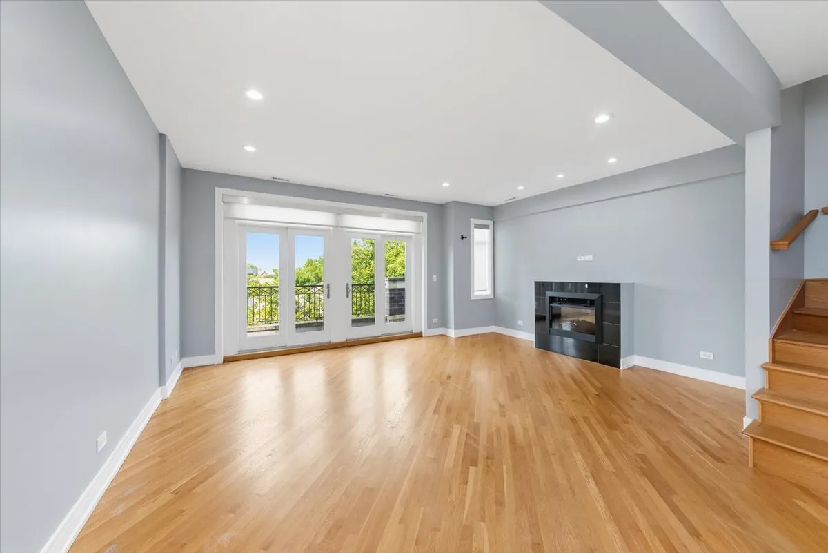 6531 S Woodlawn Ave, , 60637, USA 60637-unit#4S-Chicago-IL