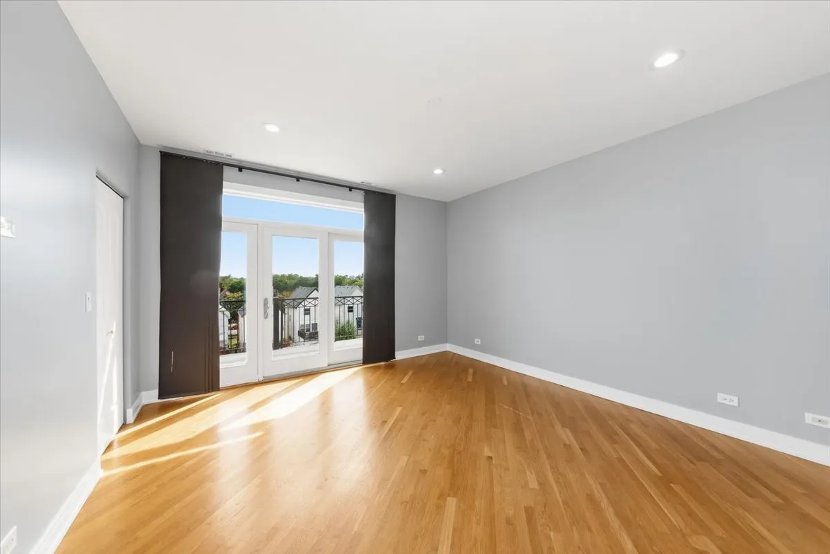 6531 S Woodlawn Ave, , 60637, USA 60637-unit#4S-Chicago-IL