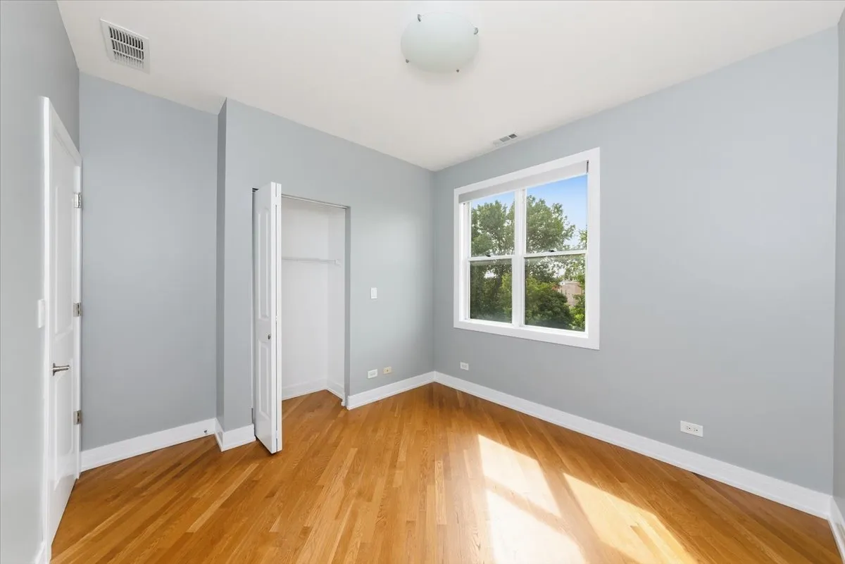 6531 S Woodlawn Ave, , 60637, USA 60637-unit#4S-Chicago-IL