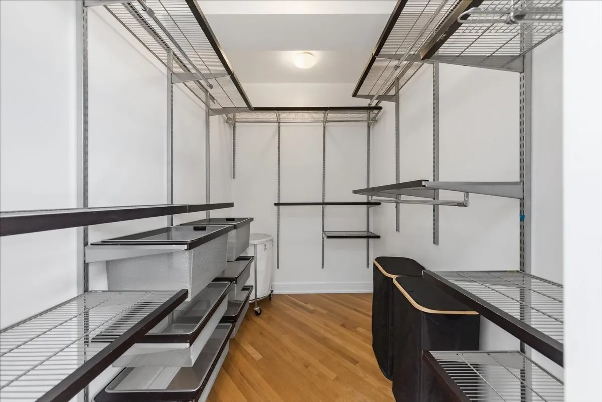6531 S Woodlawn Ave, , 60637, USA 60637-unit#4S-Chicago-IL
