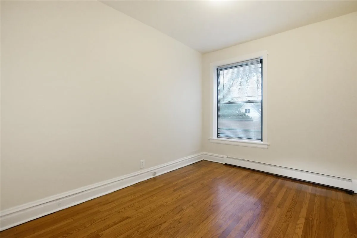 5432 S Drexel Ave, ,  60615, USA 60615-unit#2S-Chicago-IL