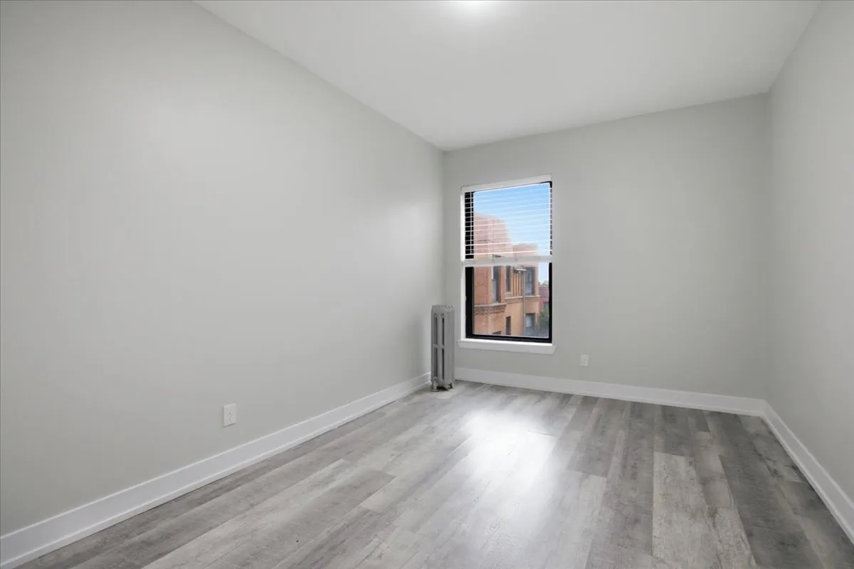 6214 S Dorchester Ave, , 60637, USA 60637-unit#4-Chicago-IL