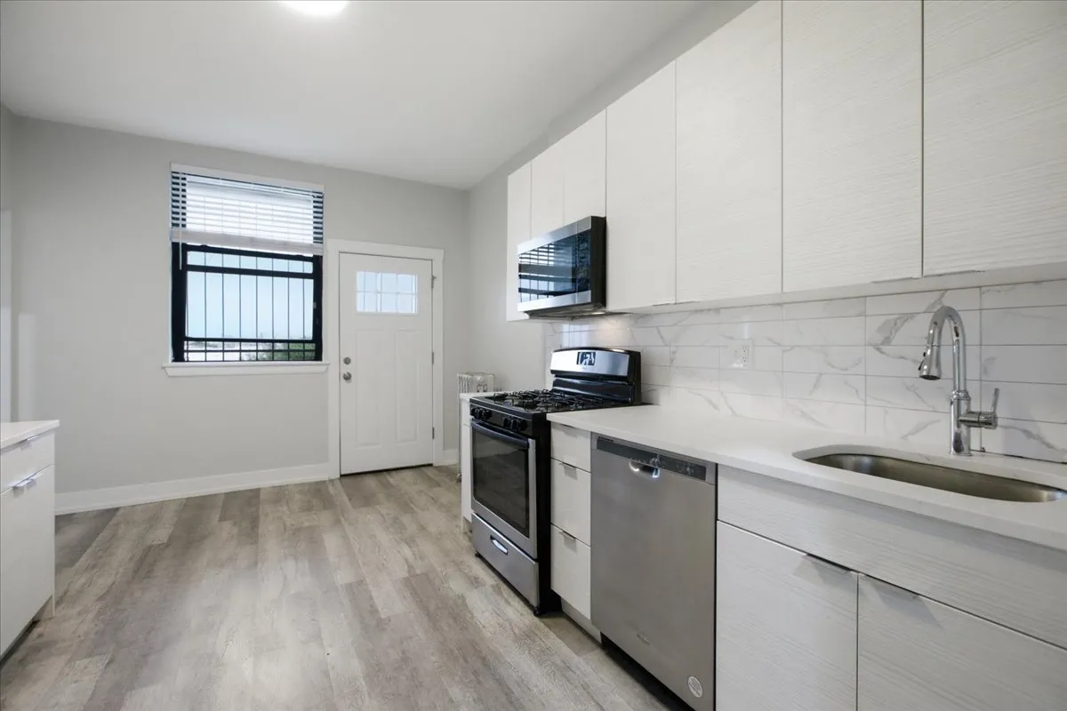 6214 S Dorchester Ave, , 60637, USA 60637-unit#4-Chicago-IL
