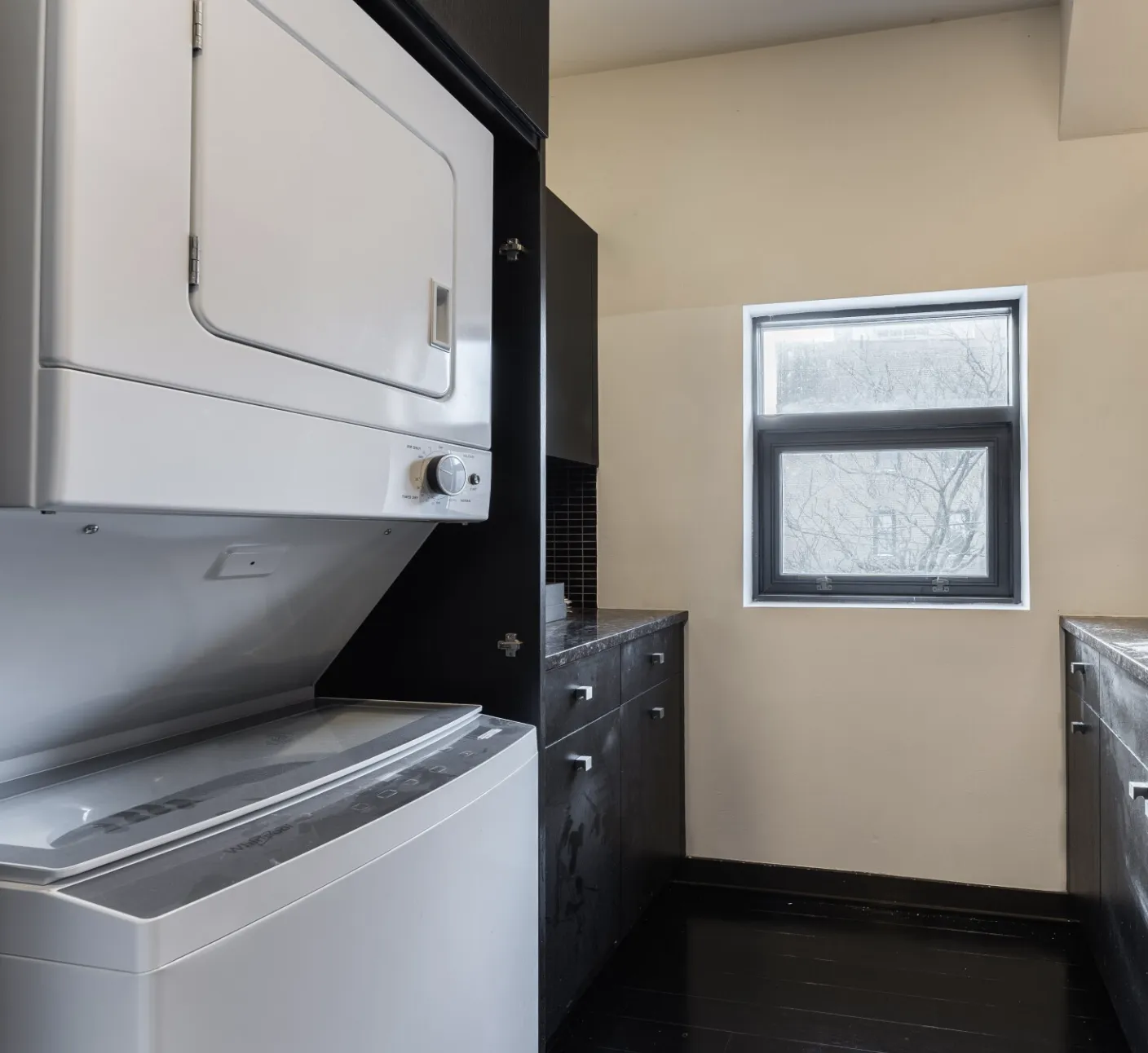 206 W Division St, , 60610, USA 60610-unit#2F-Chicago-IL