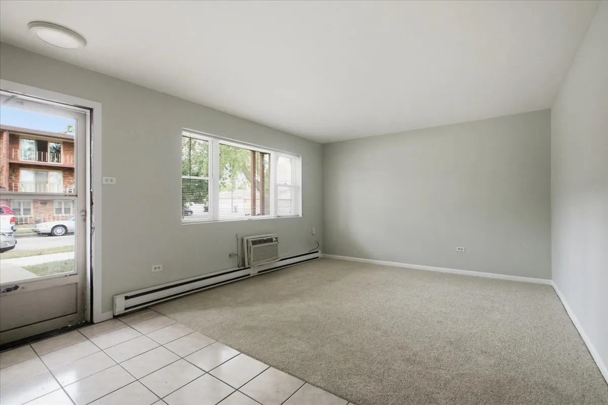 6256 W 64th Pl, ,  60638, USA 60638-unit#102-Chicago-IL