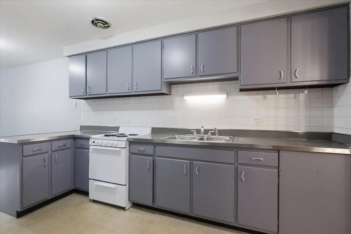 6206 W 64th Pl, ,  60638, USA 60638-unit#101-Chicago-IL