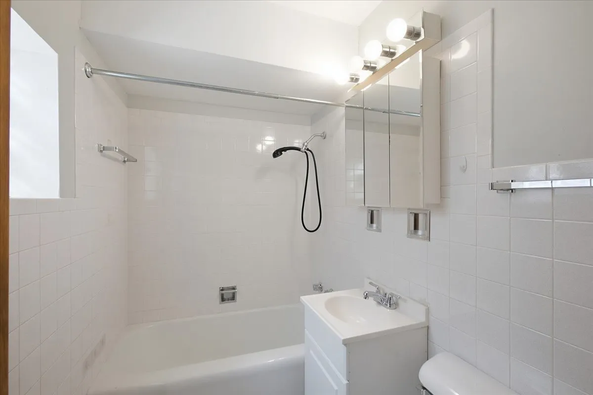 6206 W 64th Pl, ,  60638, USA 60638-unit#102-Chicago-IL