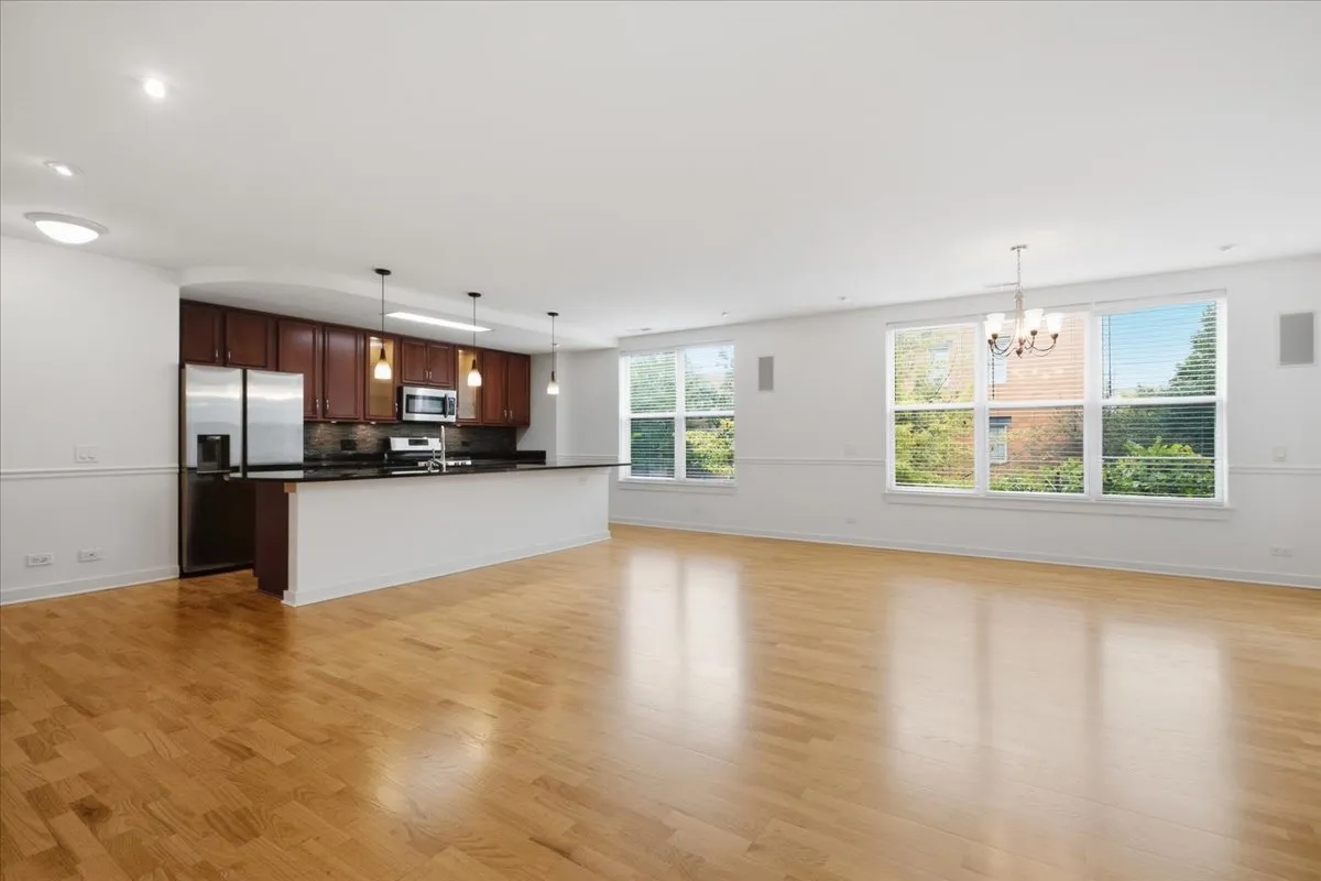 2220 W Maypole Ave, , 60612, USA 60612-unit#202-Chicago-IL