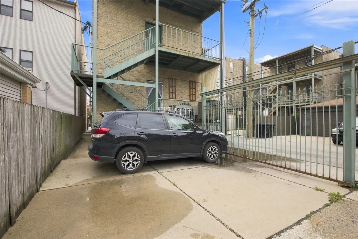 2742 W Augusta Blvd, , 60622, USA 60622-unit#2F-Chicago-IL