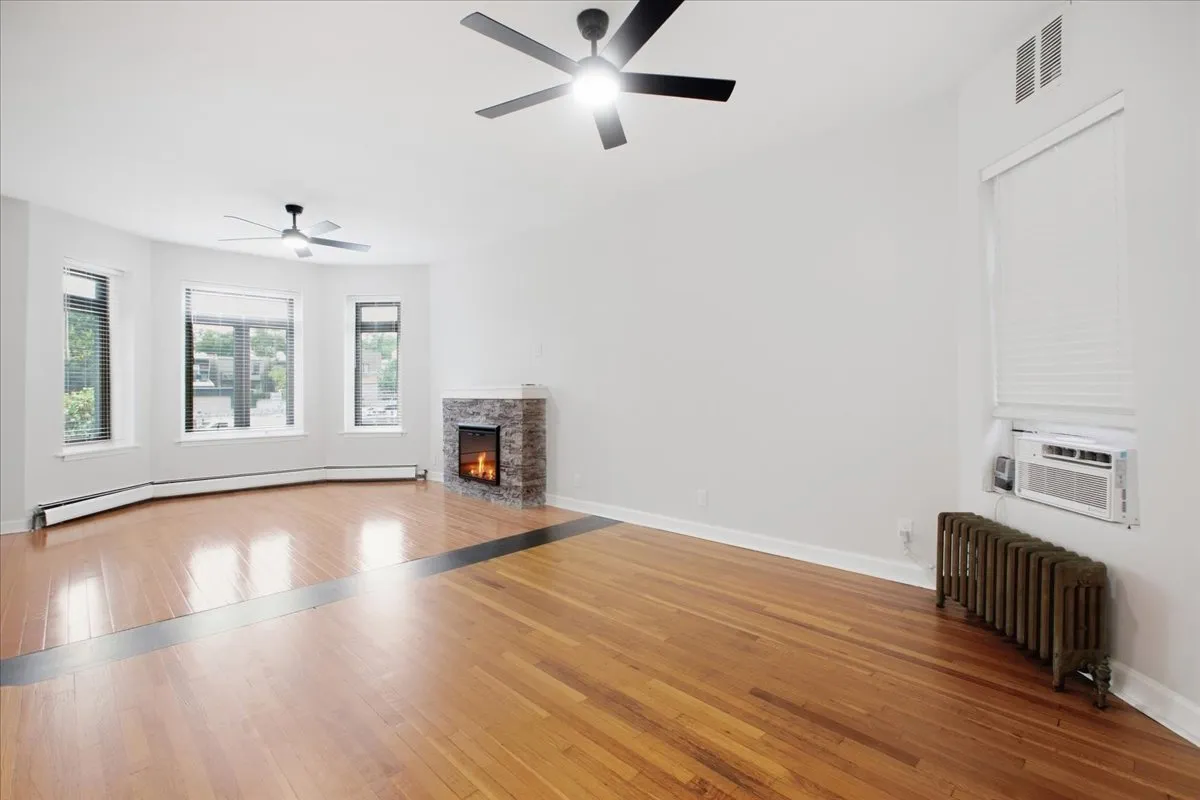 2438 W Ave, , 60622, USA 60622-unit#1-Chicago-IL