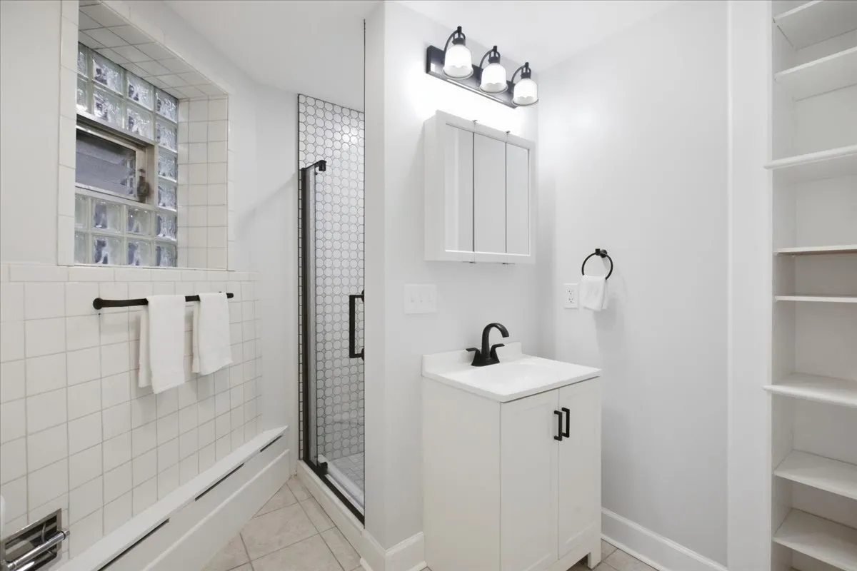 2438 W Ave, , 60622, USA 60622-unit#1-Chicago-IL