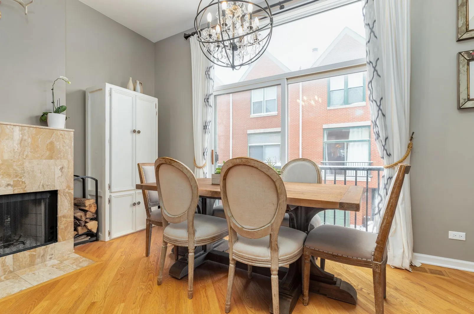 1745 N Hermitage Ave, ,  60622, USA 60622-unit#E-Chicago-IL
