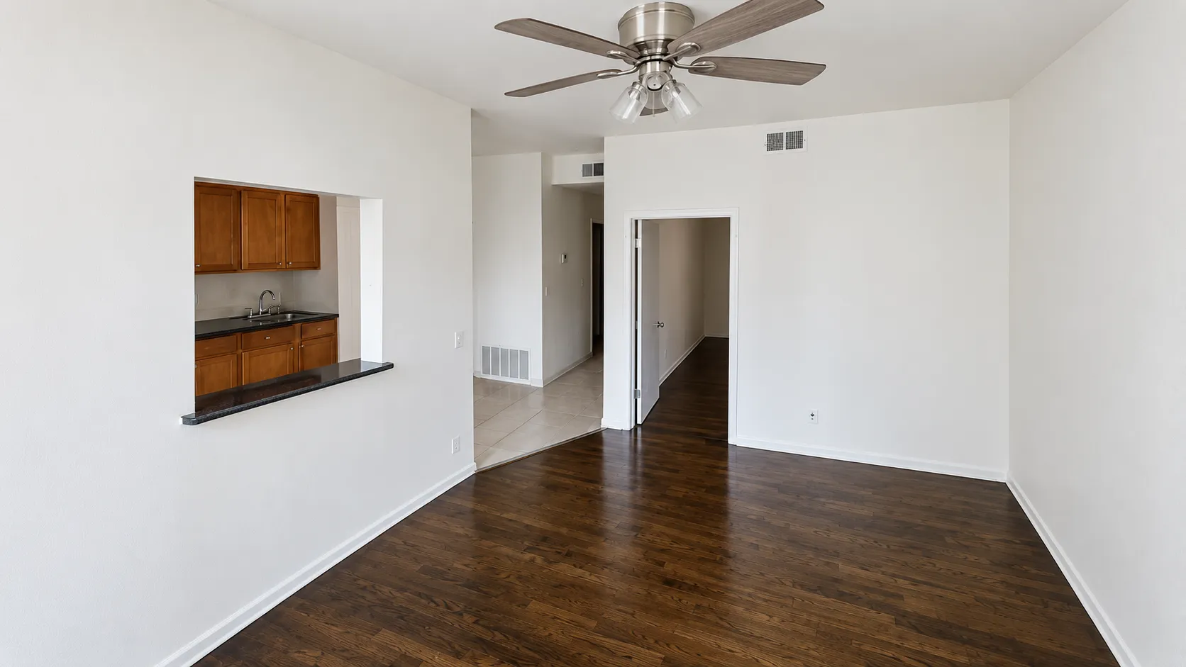 3133 W Augusta Blvd, , 60622, USA 60622-unit#1RE-Chicago-IL