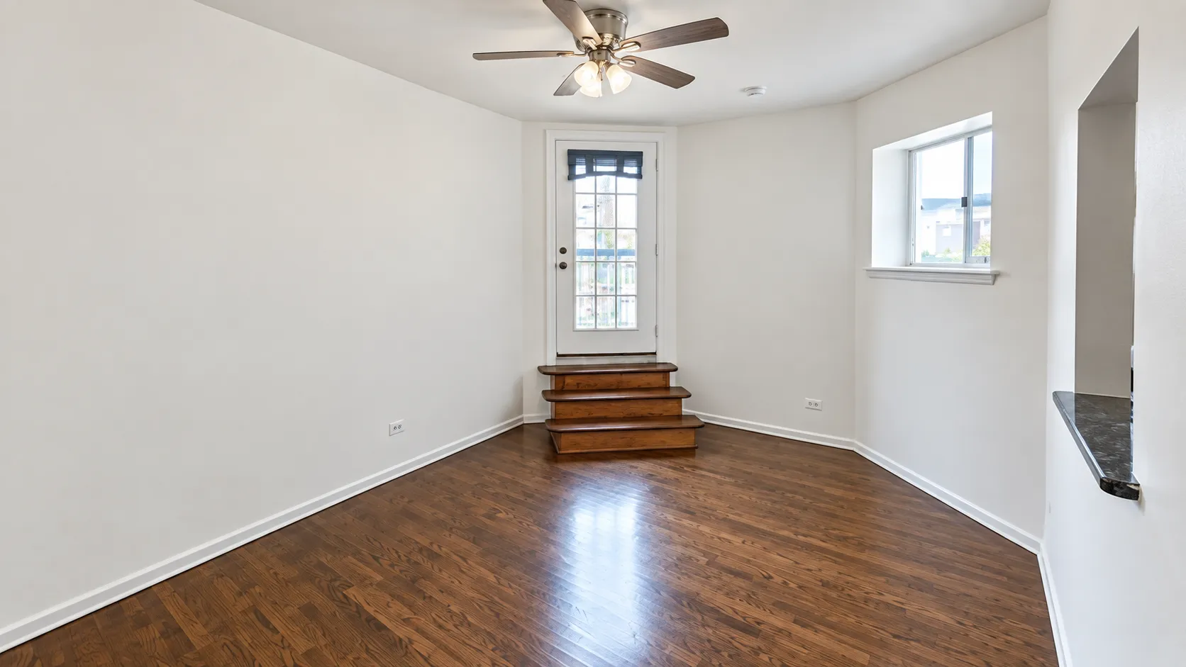 3133 W Augusta Blvd, , 60622, USA 60622-unit#1RE-Chicago-IL