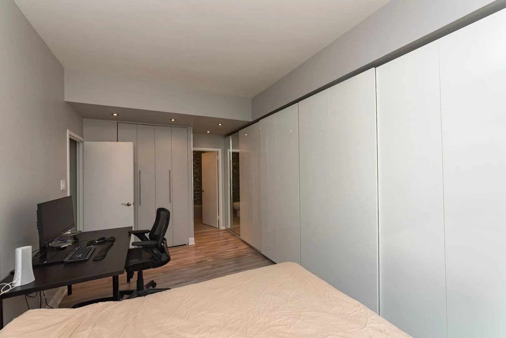211 E Ohio St, , 60611, USA 60611-unit#618-Chicago-IL