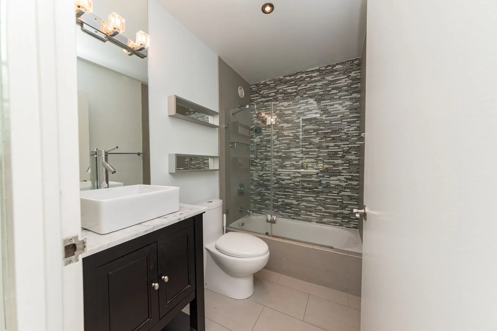 211 E Ohio St, , 60611, USA 60611-unit#618-Chicago-IL