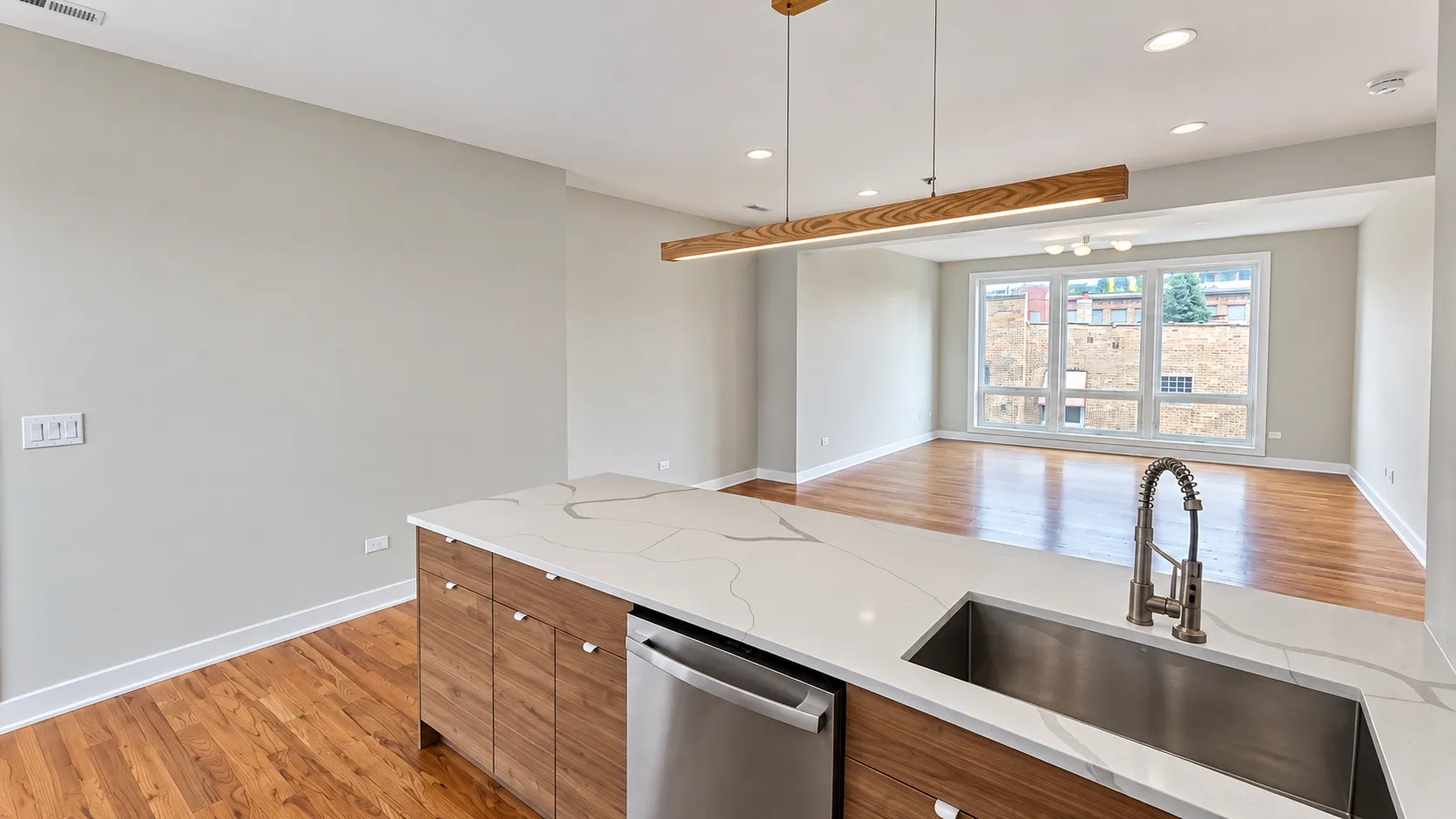 2839 W 24th Blvd, , 60623, USA 60623-unit#3M-Chicago-IL