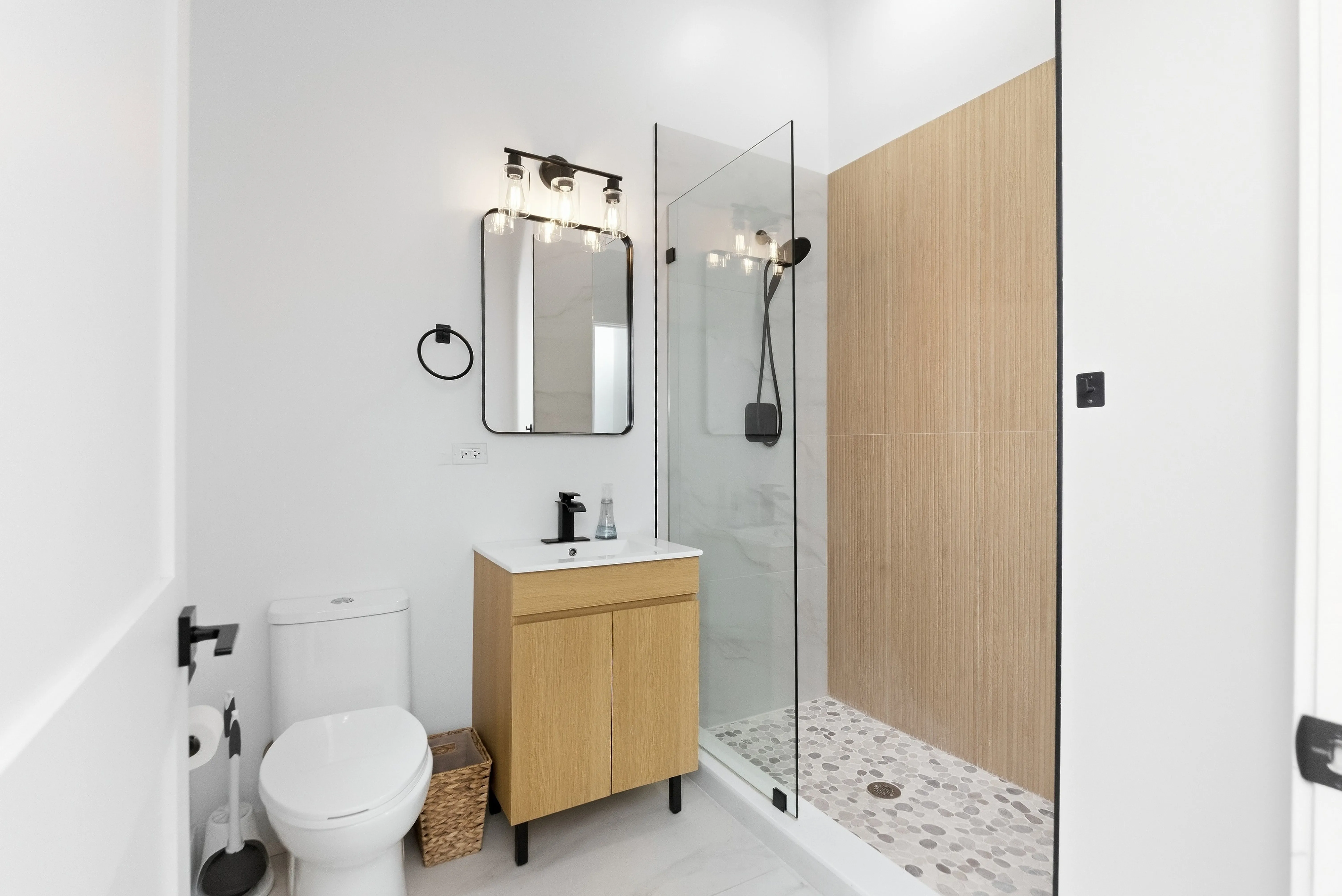 3300 N Racine Ave, , 60657, USA 60657-unit#1-Chicago-IL