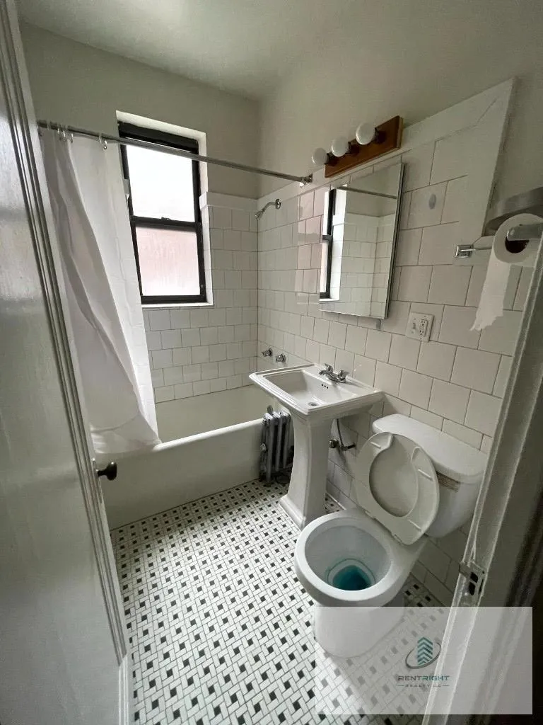 4915 W Belle Plaine Ave, , 60641, USA 60641-unit#4915-216-Chicago-IL