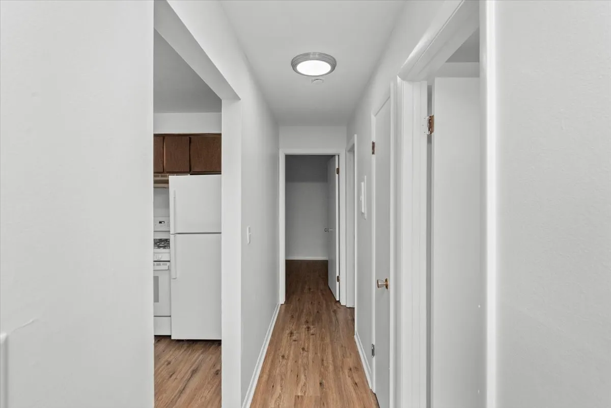 124 W Washington St, , 60073, USA 60073-unit#111-Round Lake-IL