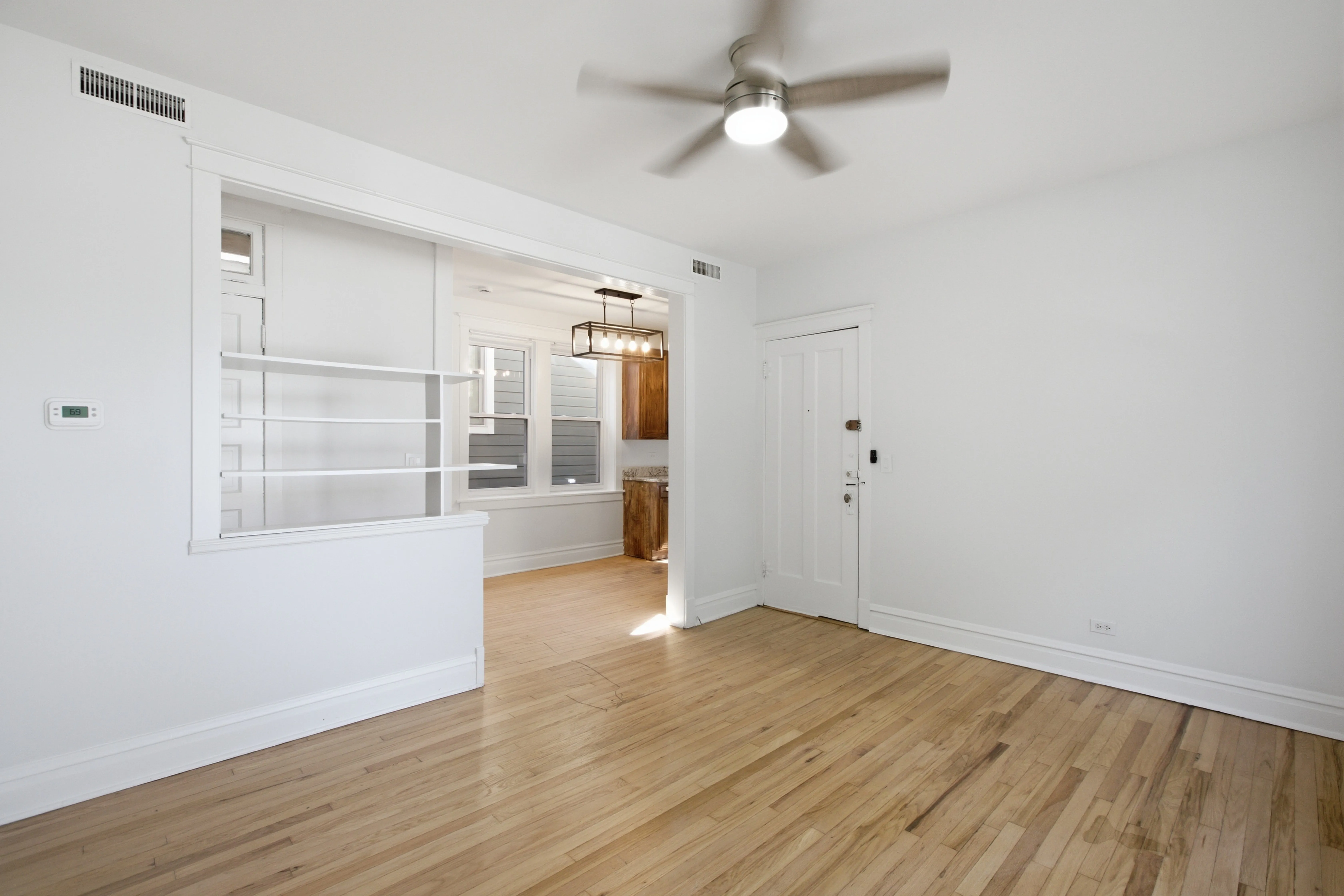 1735 W Waveland Ave, , 60613, USA 60613-unit#2E-Chicago-IL