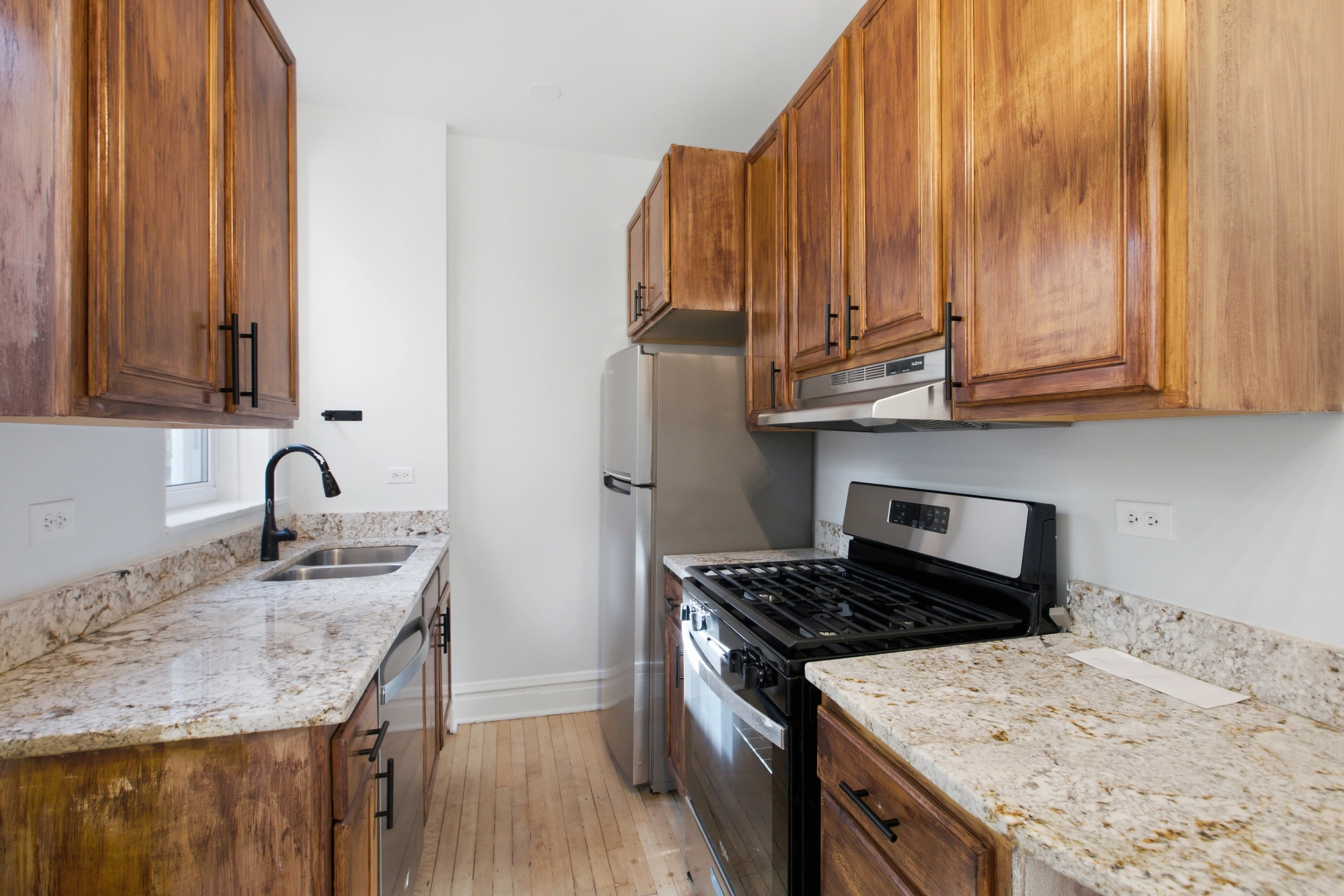 1735 W Waveland Ave, , 60613, USA 60613-unit#2E-Chicago-IL