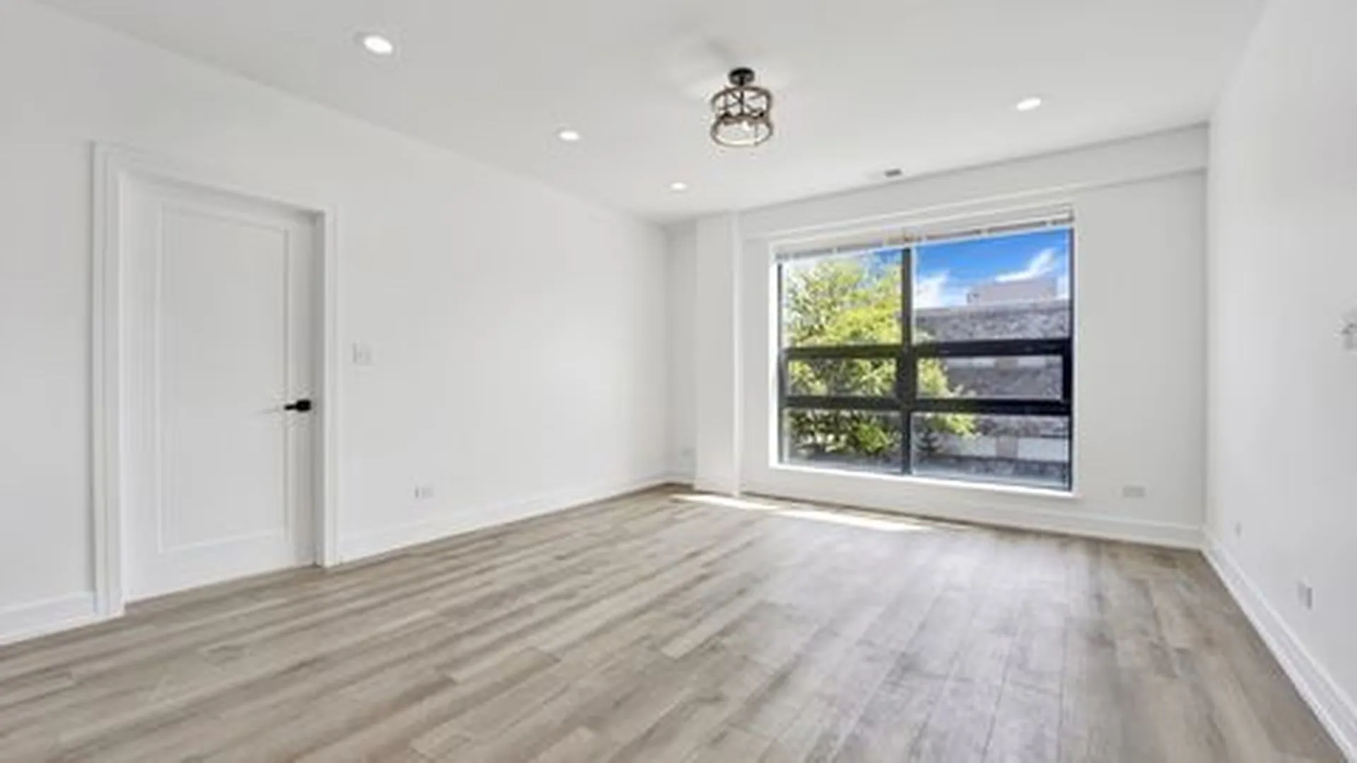 4350 W Lawrence Ave, , 60630, USA 60630-unit#306-Chicago-IL