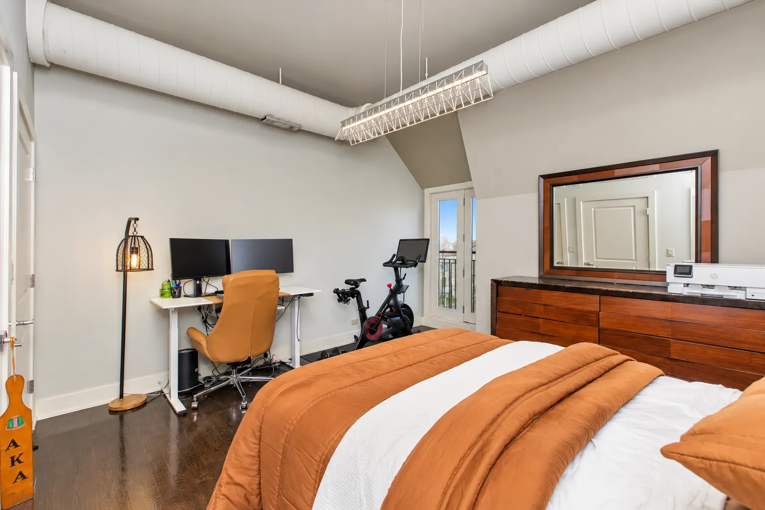 4234 S Ellis Ave, ,  60653, USA 60653-unit#4B-Chicago-IL