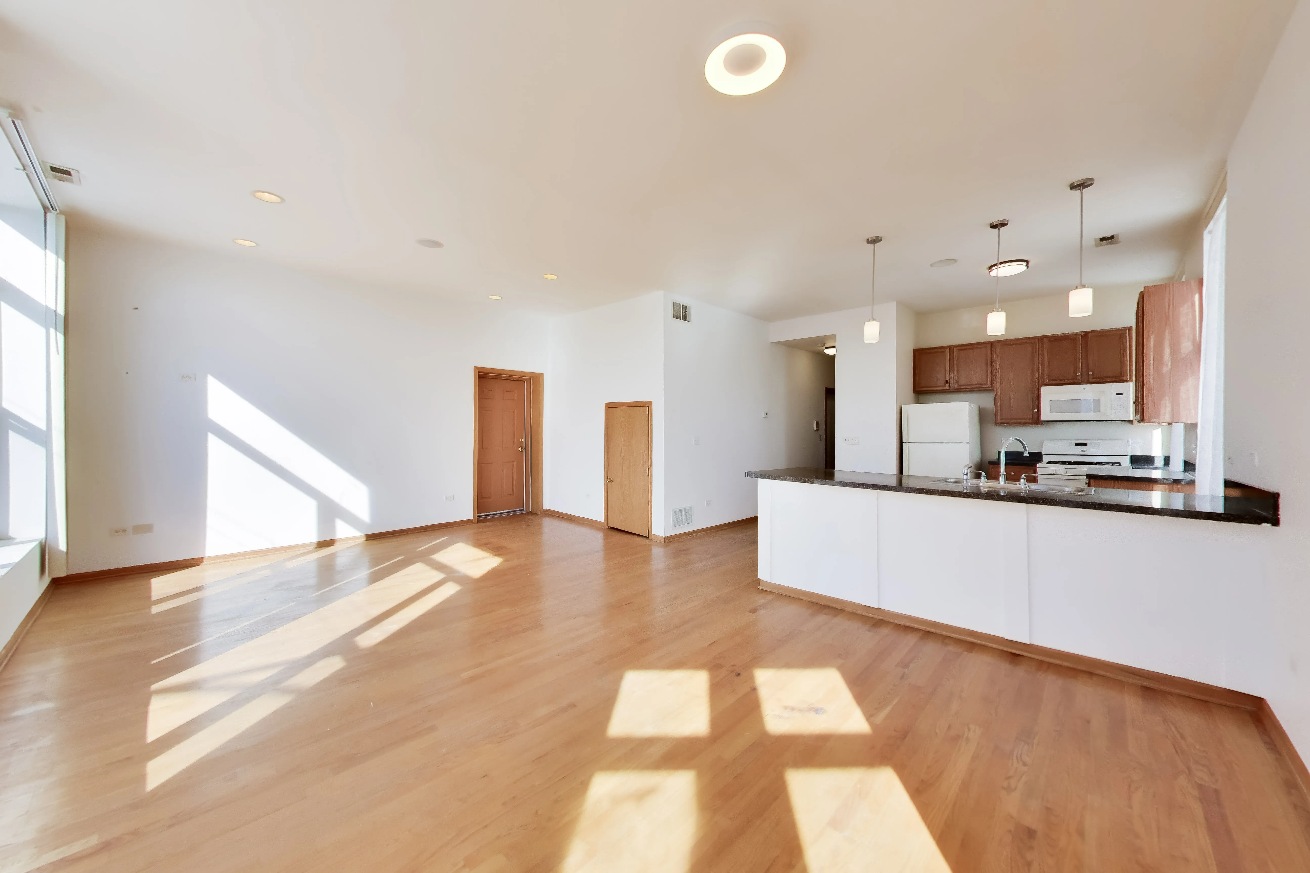 1700 W Cermak Rd, , 60608, USA 60608-unit#2F-Chicago-IL
