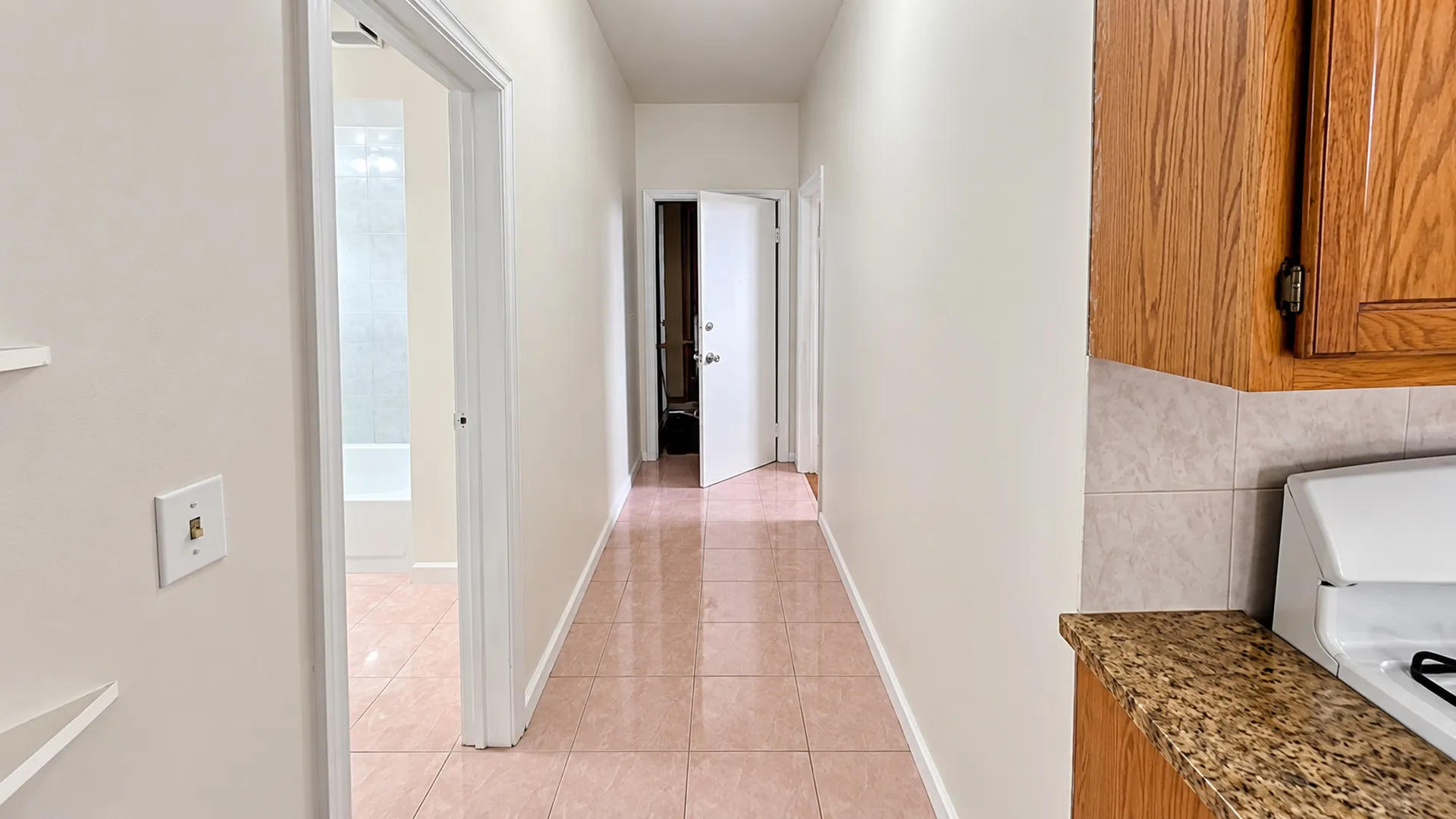 3135 W Augusta Blvd, ,  60622, USA 60622-unit#3W-Chicago-IL