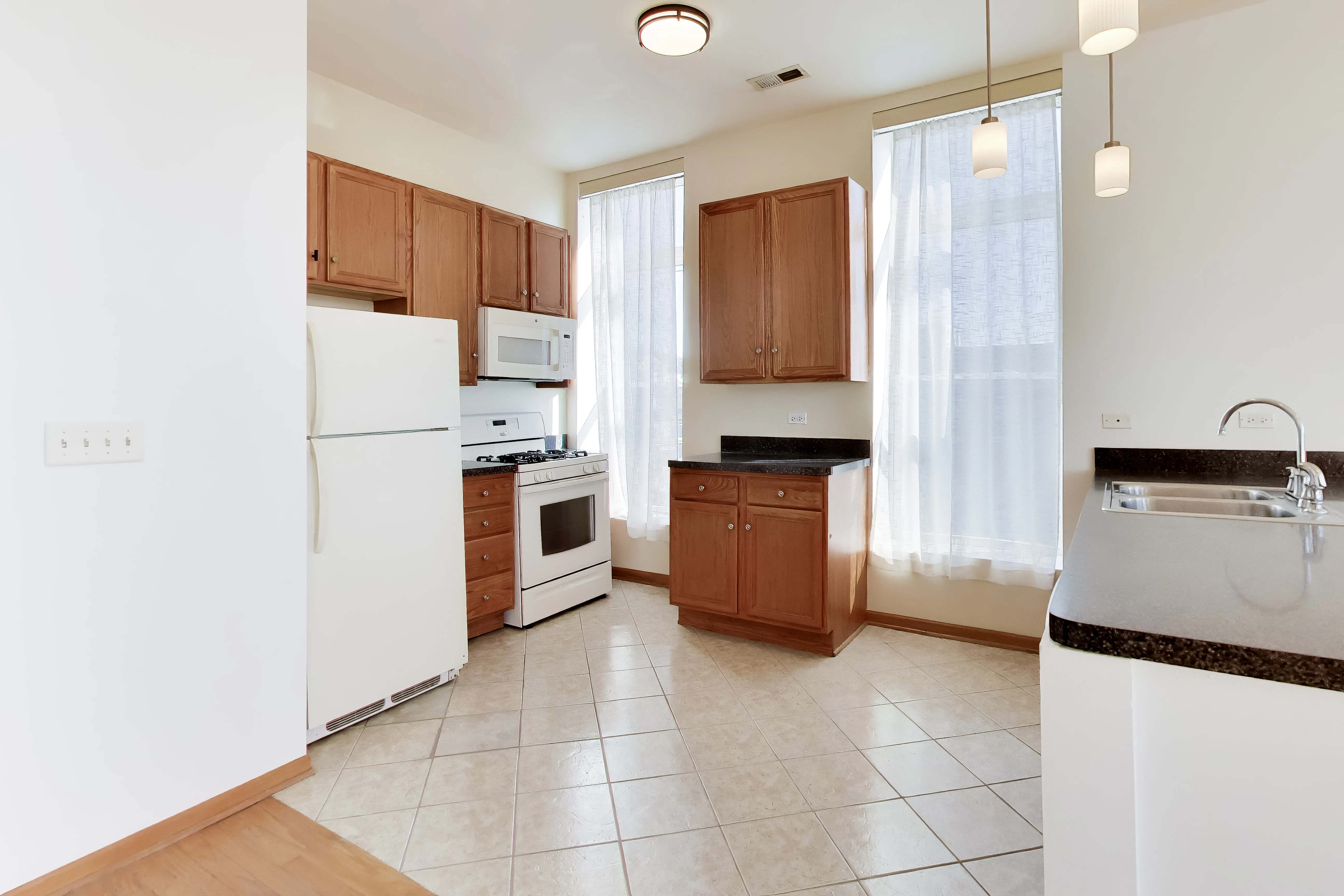 1700 W Cermak Rd, , 60608, USA 60608-unit#2F-Chicago-IL