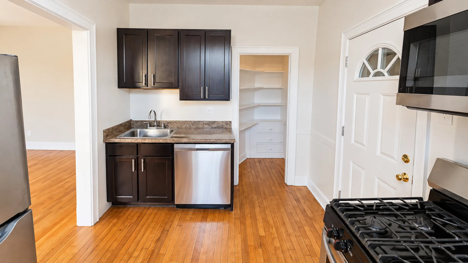 2336 W Addison St, , 60618, USA 60618-unit#H2-Chicago-IL
