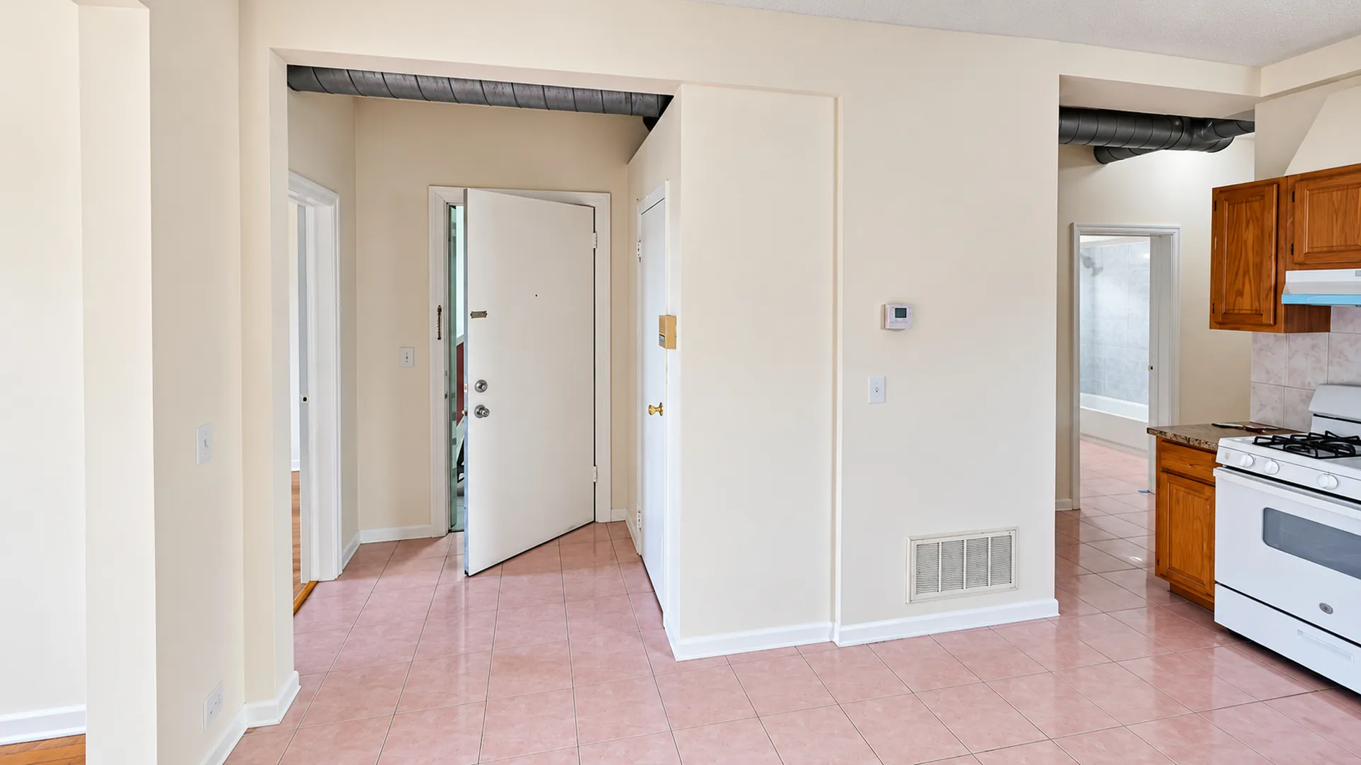 3135 W Augusta Blvd, ,  60622, USA 60622-unit#3W-Chicago-IL