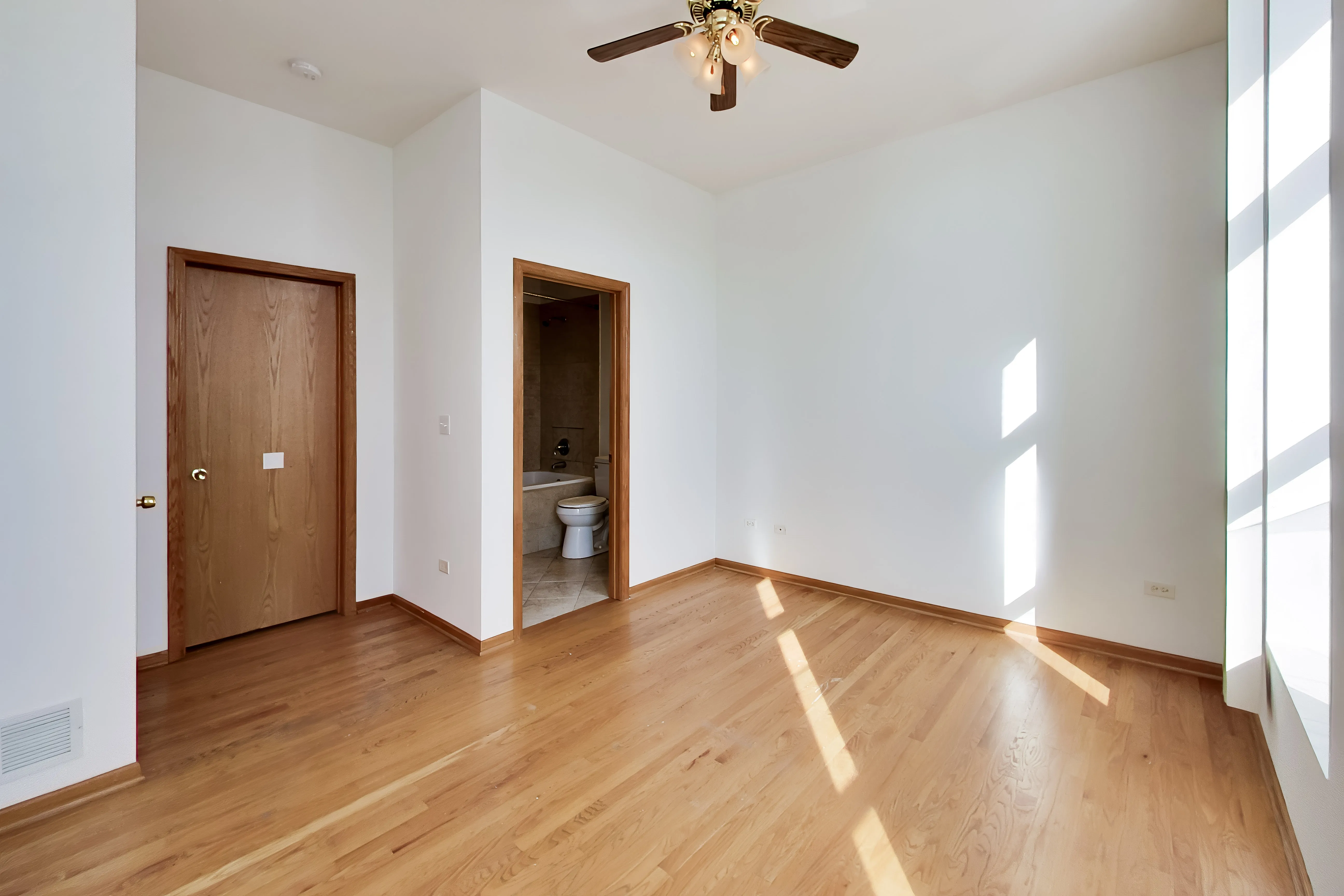 1700 W Cermak Rd, , 60608, USA 60608-unit#2F-Chicago-IL