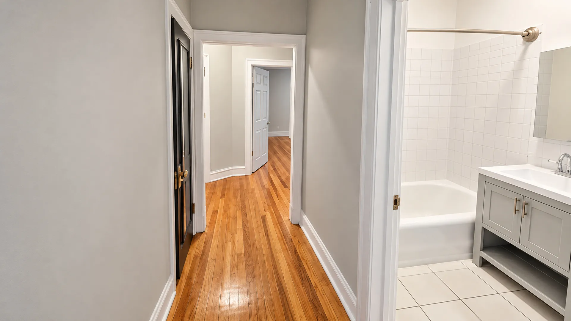 2336 W Addison St, , 60618, USA 60618-unit#H2-Chicago-IL