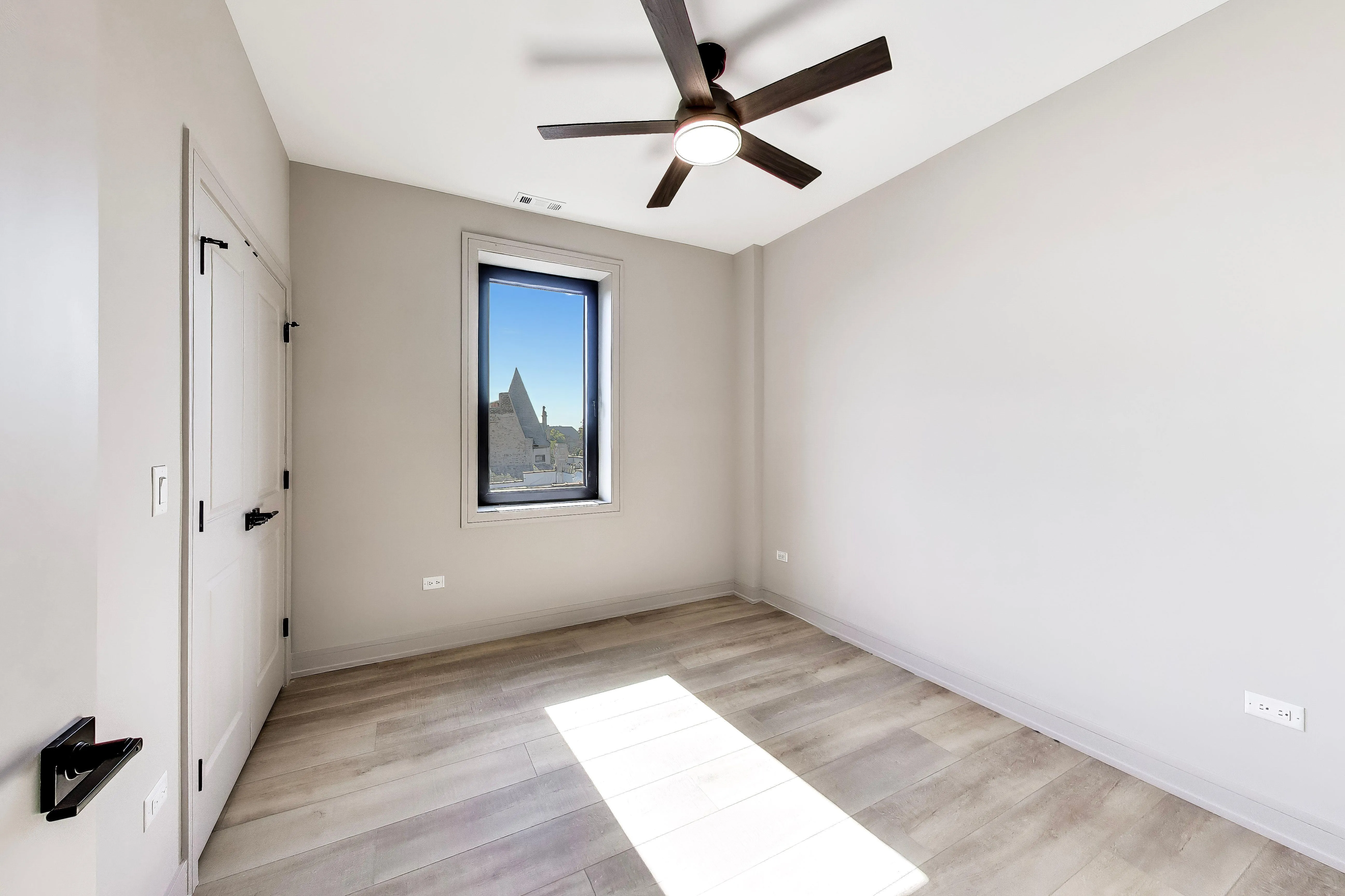 3645 S Michigan Ave, ,  60653, USA 60653-unit#1S-Chicago-IL