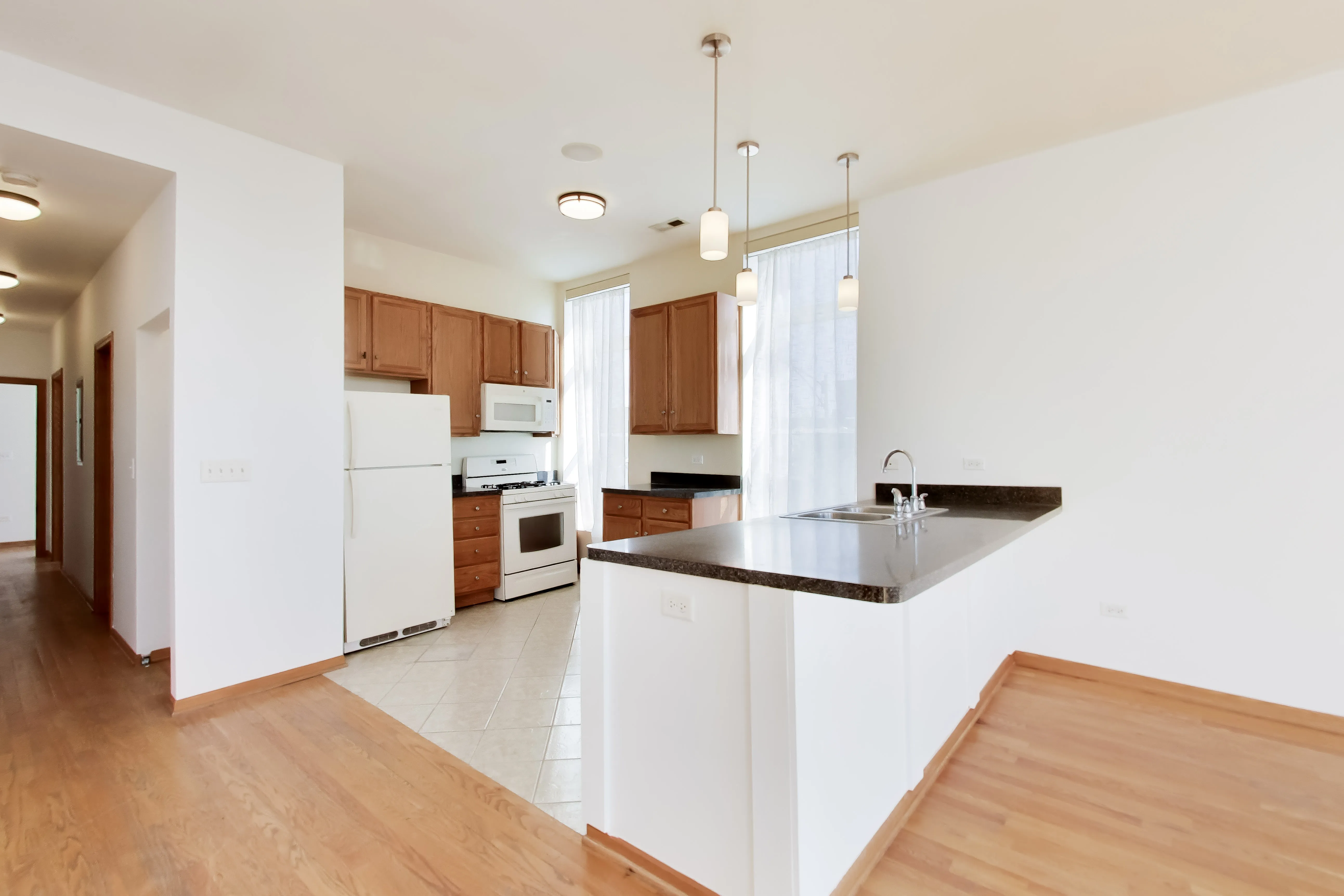 1700 W Cermak Rd, , 60608, USA 60608-unit#2F-Chicago-IL
