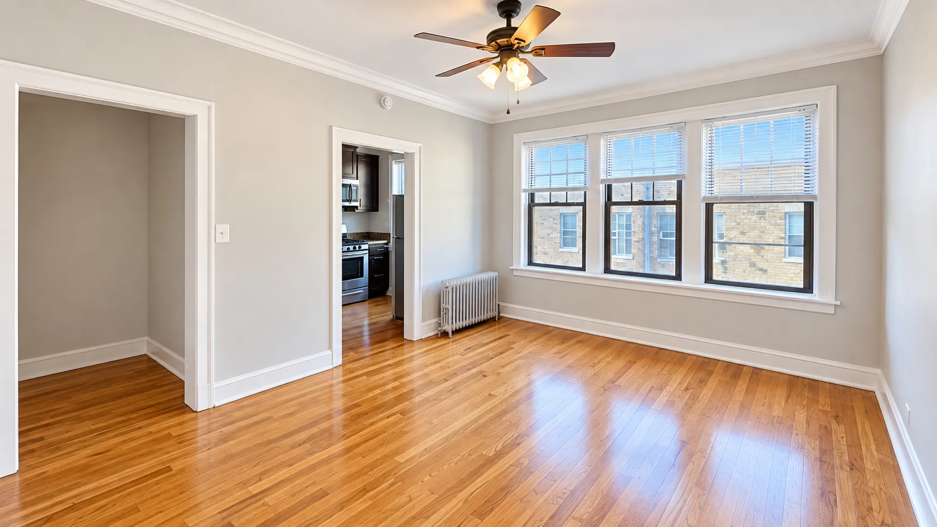 2336 W Addison St, , 60618, USA 60618-unit#H2-Chicago-IL