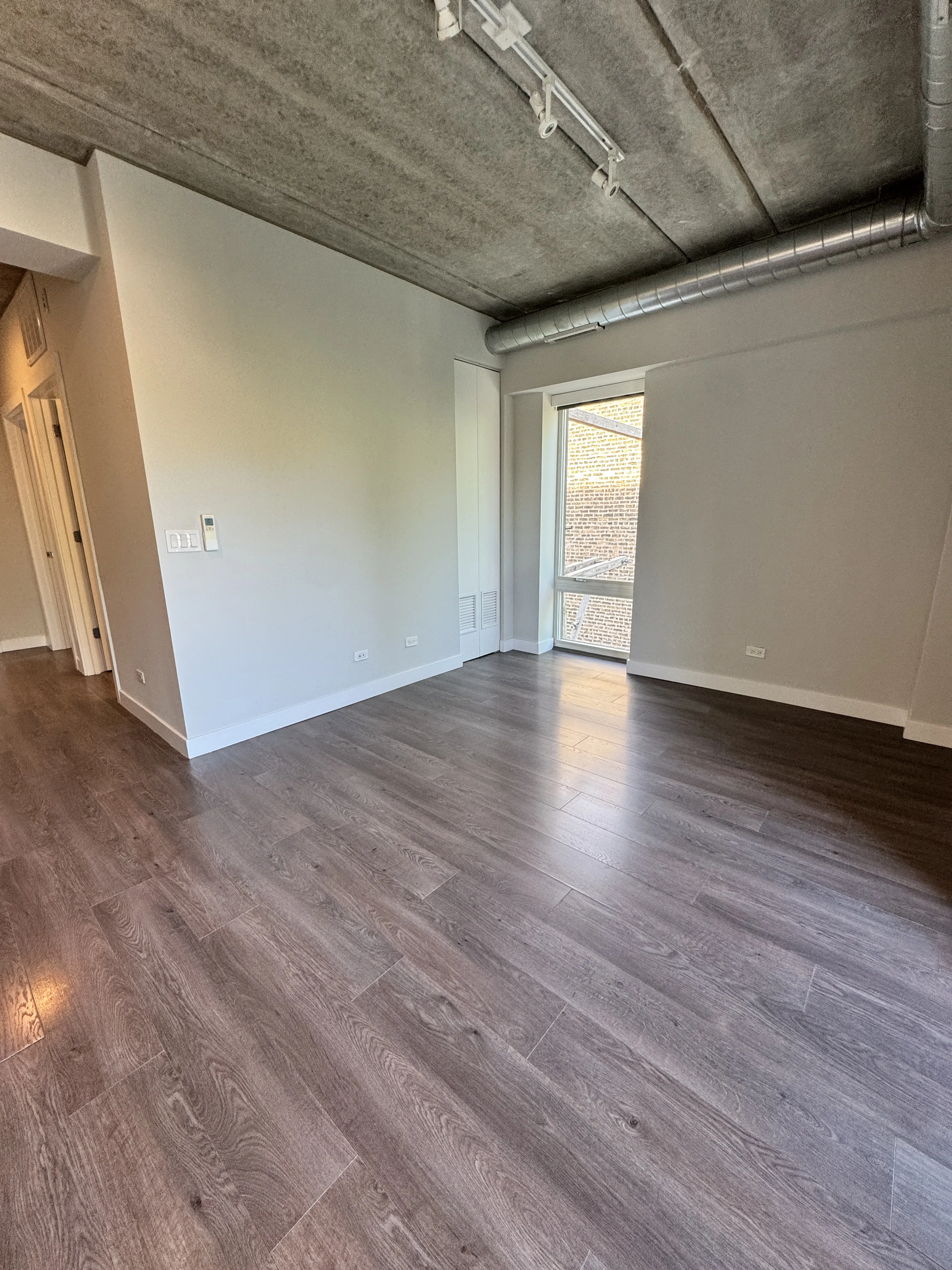 2407 W Eastwood Ave, , 60625, USA 60625-unit#301-Chicago-IL
