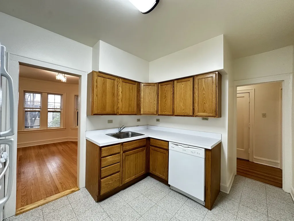 2633 W Ainslie St, ,  60625, USA 60625-unit#2-Chicago-IL