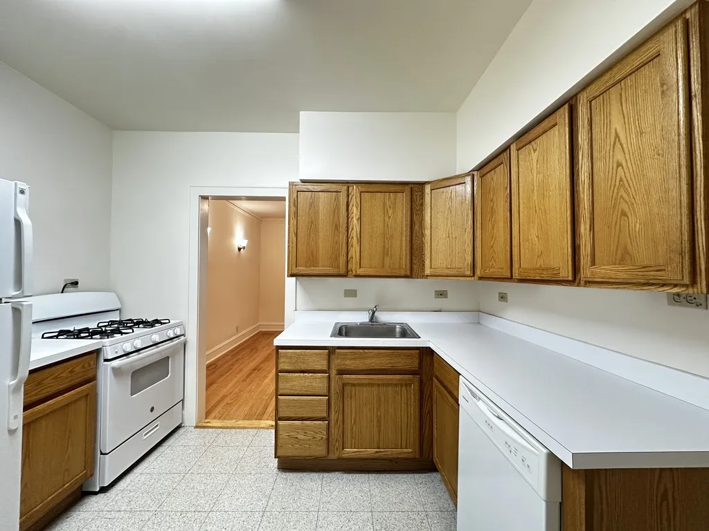 2633 W Ainslie St, ,  60625, USA 60625-unit#2-Chicago-IL