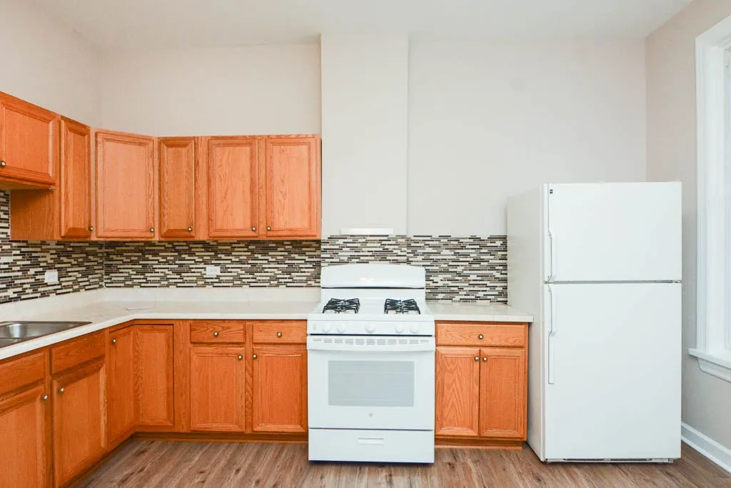 2143 W  Ave, ,  60622, USA 60622-unit#3-Chicago-IL
