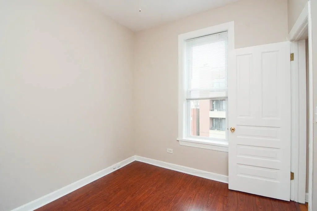 2143 W  Ave, ,  60622, USA 60622-unit#3-Chicago-IL
