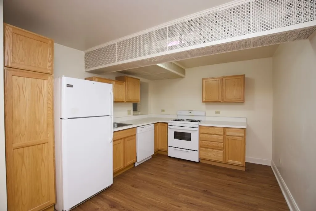 626 W Wellington Ave, ,  60657, USA 60657-unit#GR-Chicago-IL