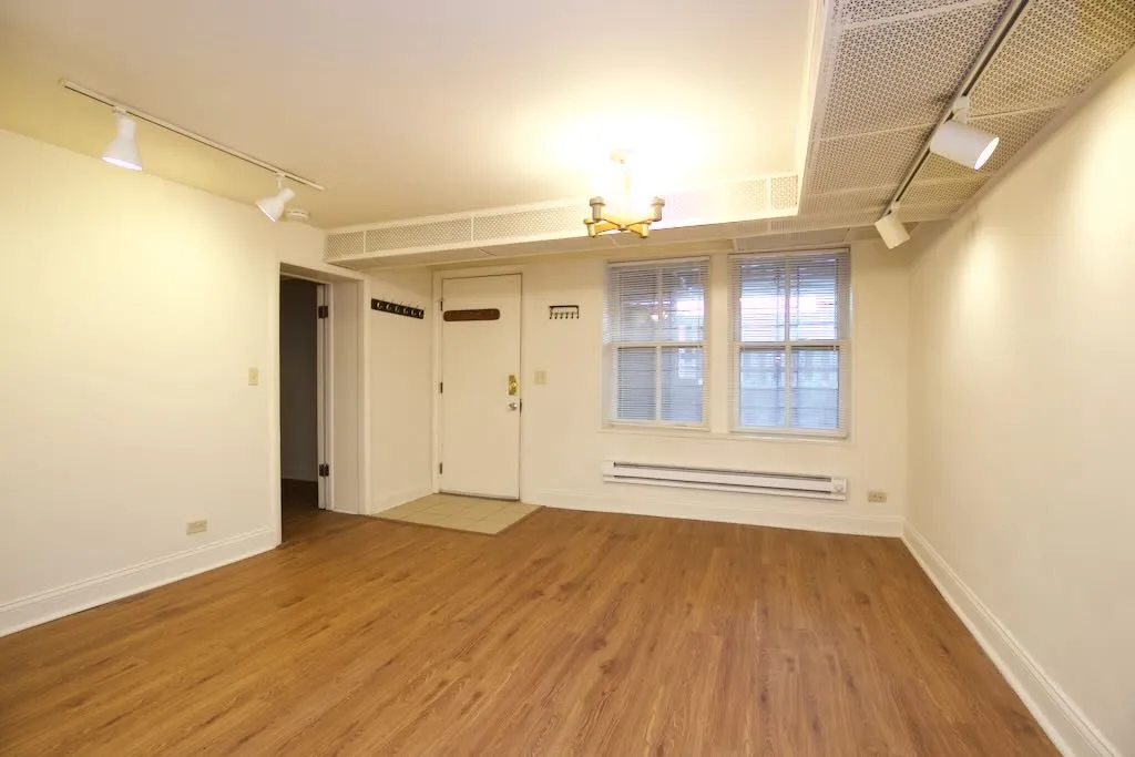 626 W Wellington Ave, ,  60657, USA 60657-unit#GR-Chicago-IL
